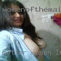 Metter, women looking