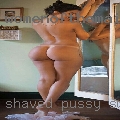 Shaved pussy swinging